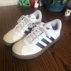 Adidas Court Set Sneakers